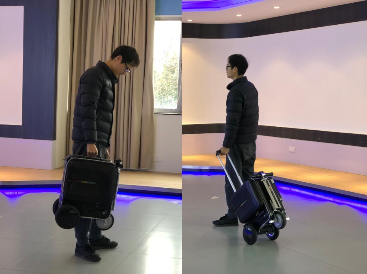 Airwheel SE3  Tech Luggage